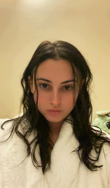 brunette onlyfans exclusive gallery