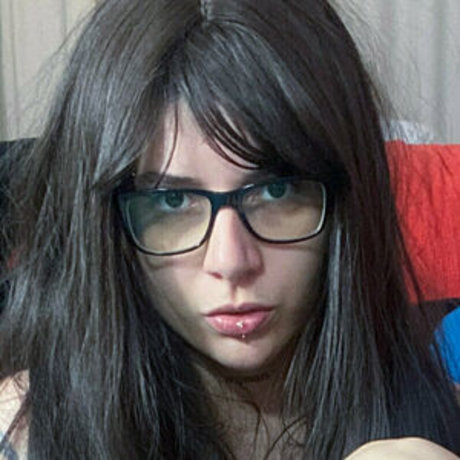 ylw lily star nude images