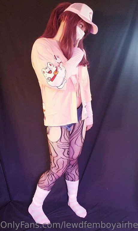 lewdfemboyairhead pretty actress image