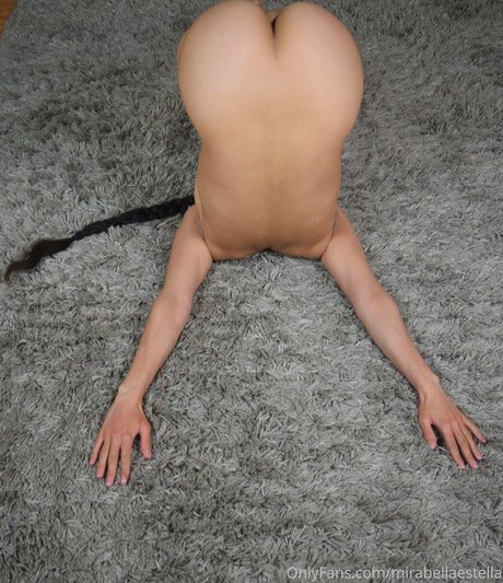 mirabella 00 beautiful model img