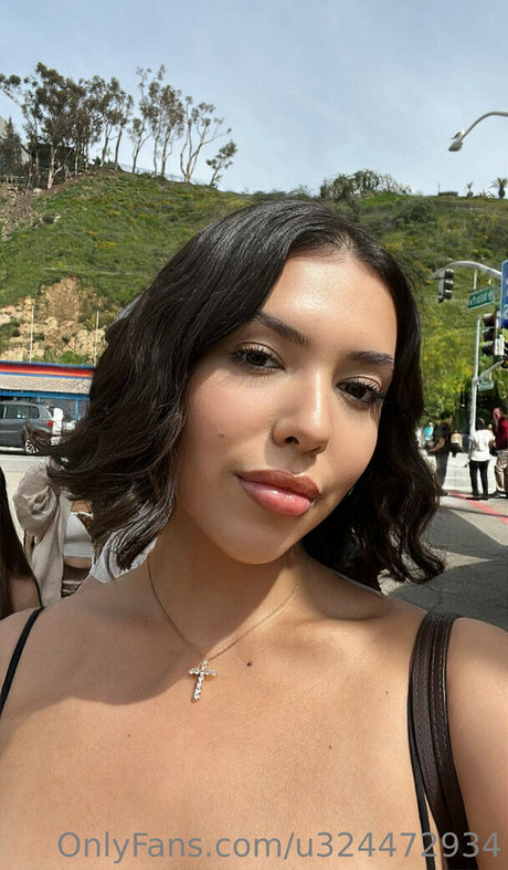 bad pitch star naked photos