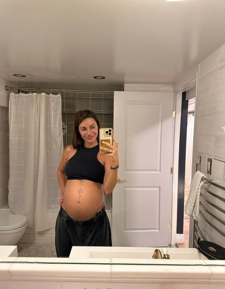 xxx asian onlyfans pornographic picture