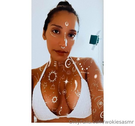 Wokies Asmr sex model photo