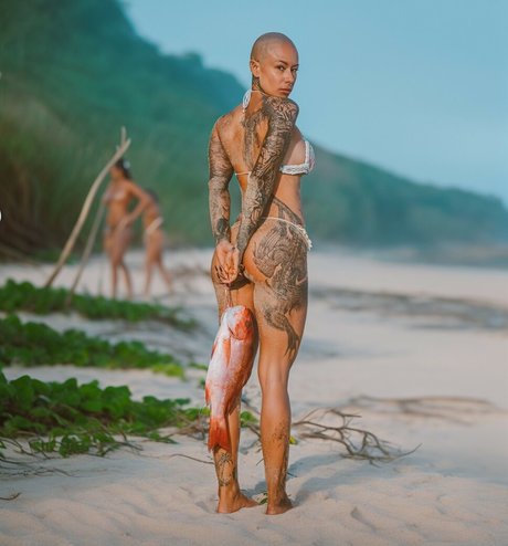 Maria Kasta erotic pornstar pictures