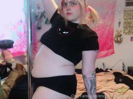 enchantingaleister star perfect photos