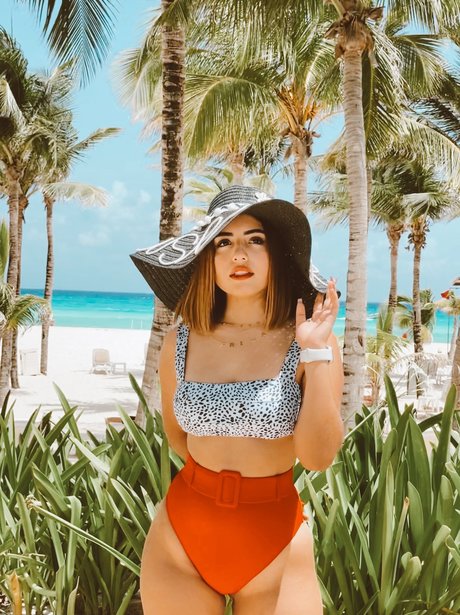 Frida Najera beautiful model images