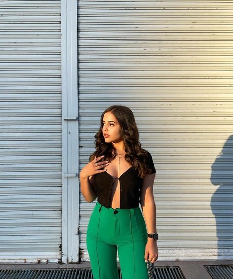 Frida Najera star exclusive archive