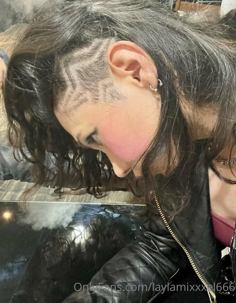 laylamixxxel666 model adult picture