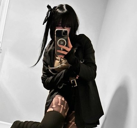 Soniyoru model hd img