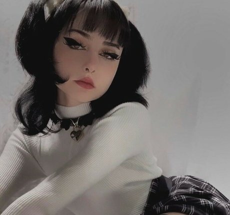 Soniyoru sexy model pictures