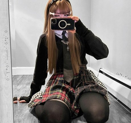 Soniyoru adult model archive