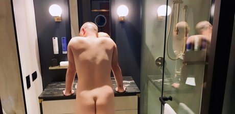 showerboyau pornstar hd images