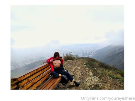 youreyeshere model pornographic pic