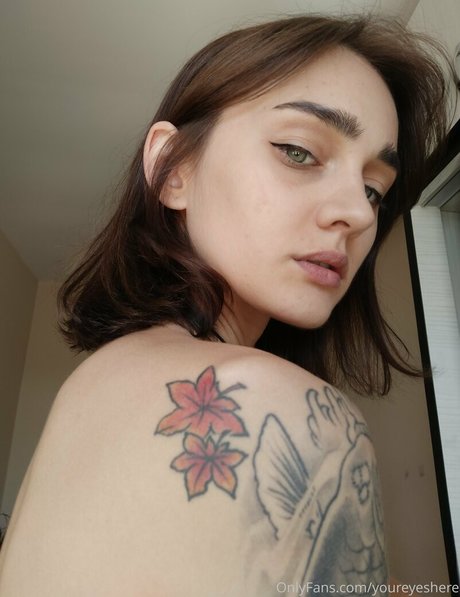 youreyeshere adult star images