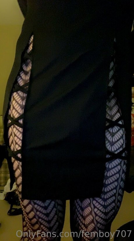 femboy707 model top pic