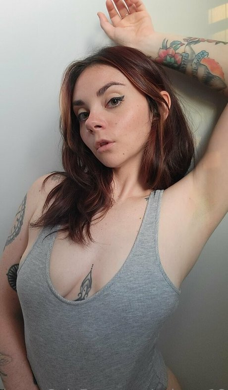 evierae18 pornstar pic