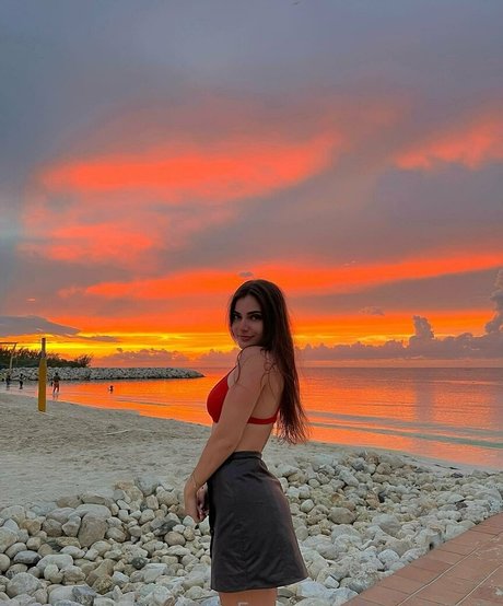 emmakatalis hot star photos