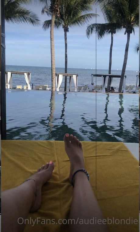 Audieeblondie star beautiful archive