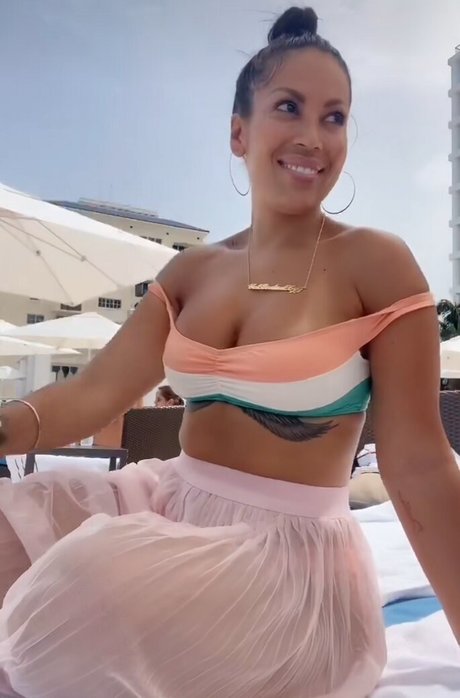 Getbodiedbyj beautiful pornstar pic