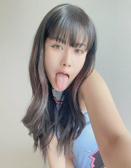 confidentemploye model nudes pictures