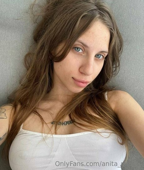 anita maylis profile pic