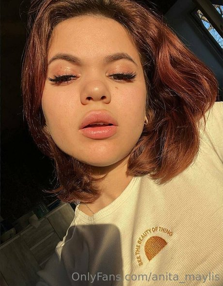 anita maylis free model pics