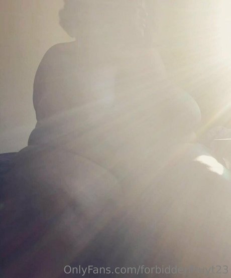 forbiddenfruyt23 pornstar naked photos