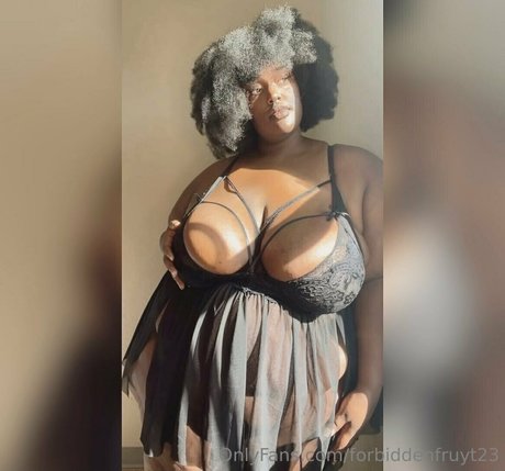 forbiddenfruyt23 model xxx gallery