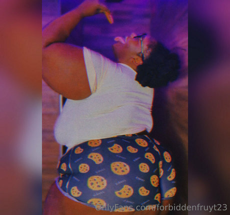 forbiddenfruyt23 model erotic img