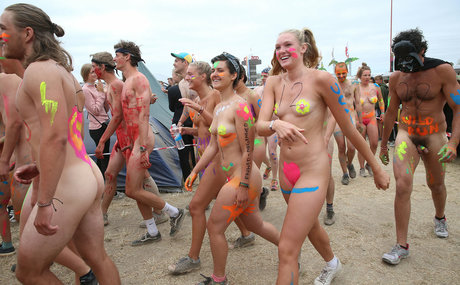 Lily Lowe model perfect image