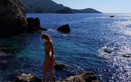 Sophie Pettifer best model img