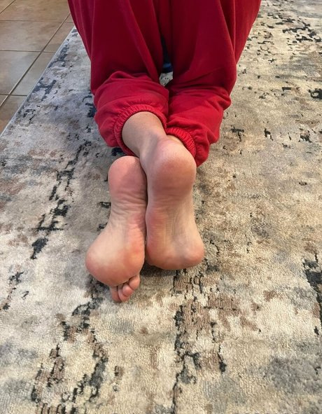 footgoddessmacie sex model pics