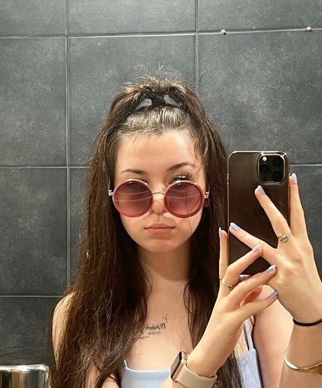 Eleri Evans model pornographic images