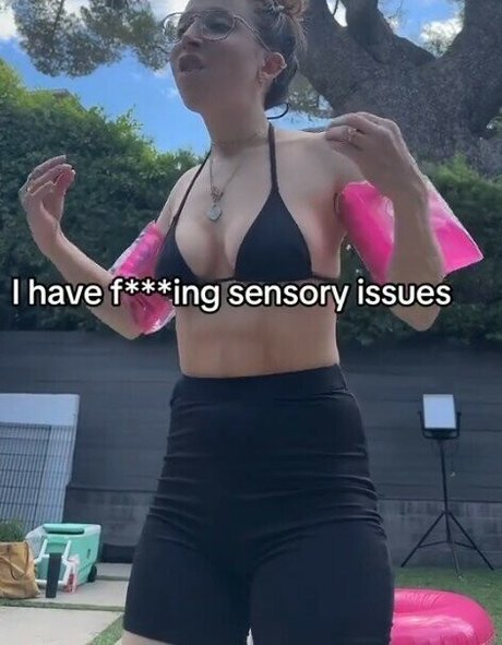 Esther Povitsky beautiful model photos