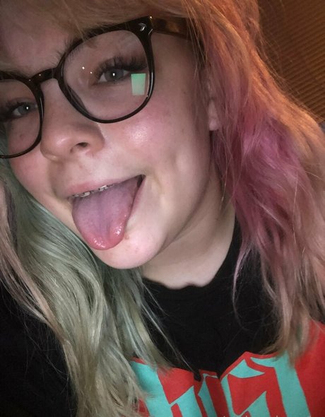 threesome asian onlyfans art nude gallery