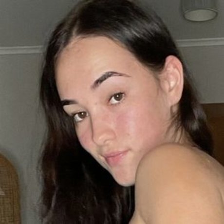 Cheekymz sexy actress img