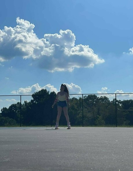 MistyCutie beautiful actress image