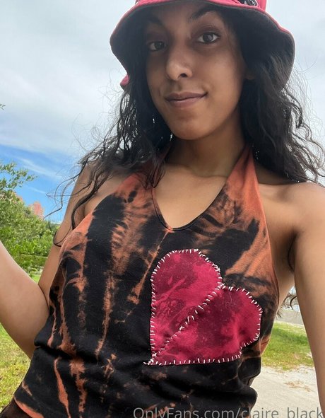 claire black profile pic