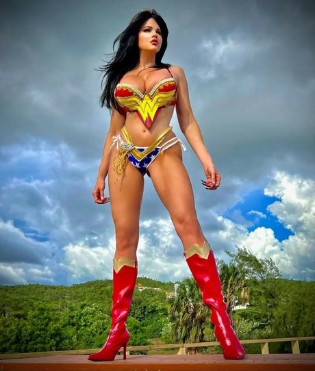 Dana Hamm pornstar beautiful picture