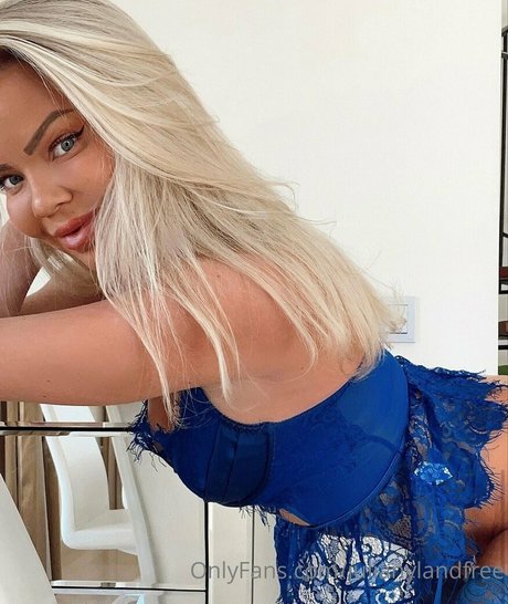 julianylandfree pornstar nude gallery