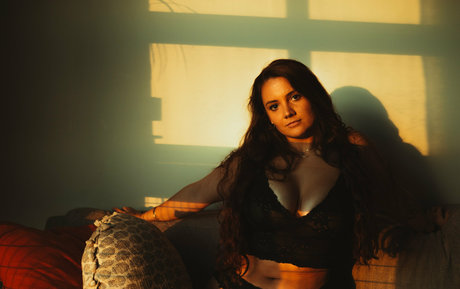 morgangallocomedy sexy pornstar img