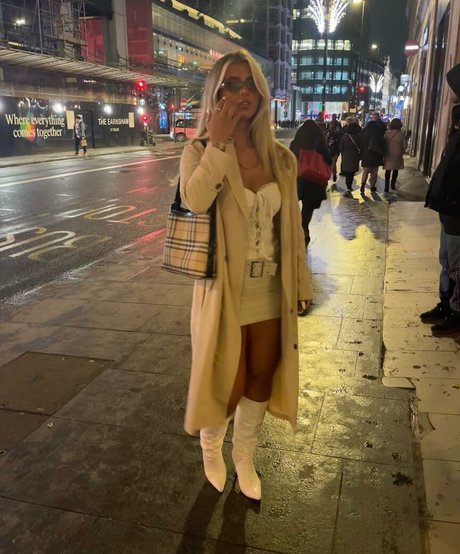 izzytaffs top model images