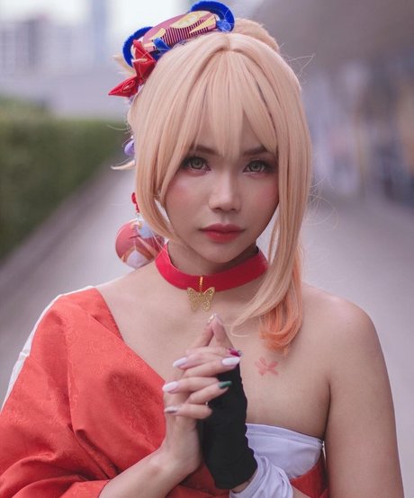 Darkrabbithouse model naked image