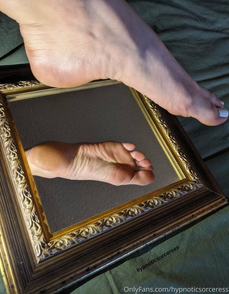 hypnoticsorceress pornstar erotic gallery