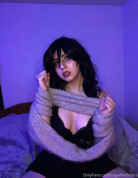 rayafterhours star hot pic