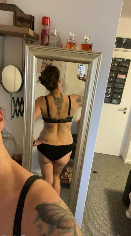 ruralhotfox free model images