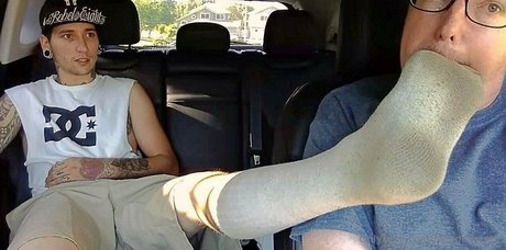 folledemente profile pic