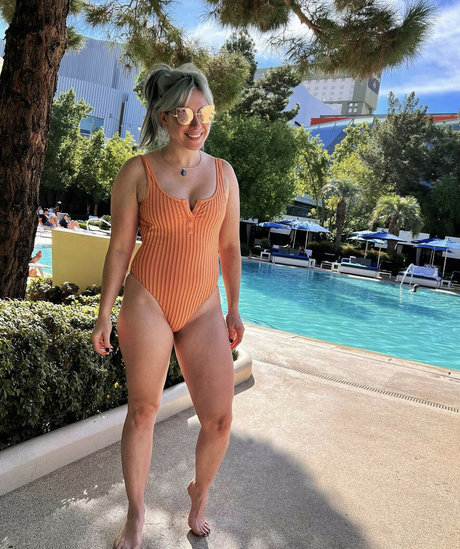 athletic blonde onlyfans pornographic img