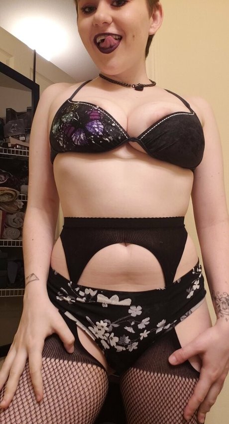 vivianablack star nude pics