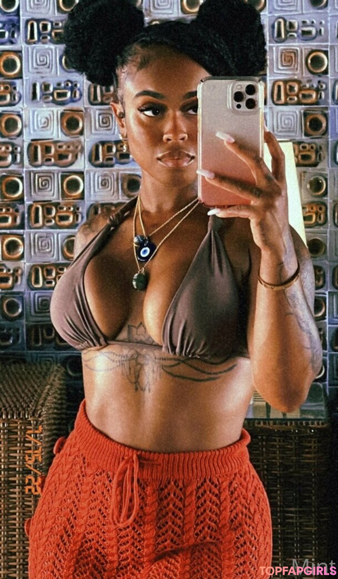 therealbombshell mint star pretty img